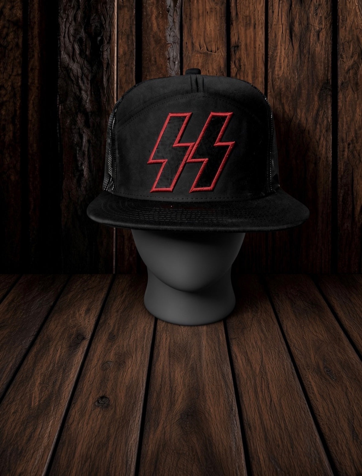 BoltSS (Black/Red)